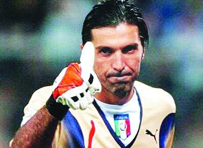 布冯资料,足球传奇，守门神的一生